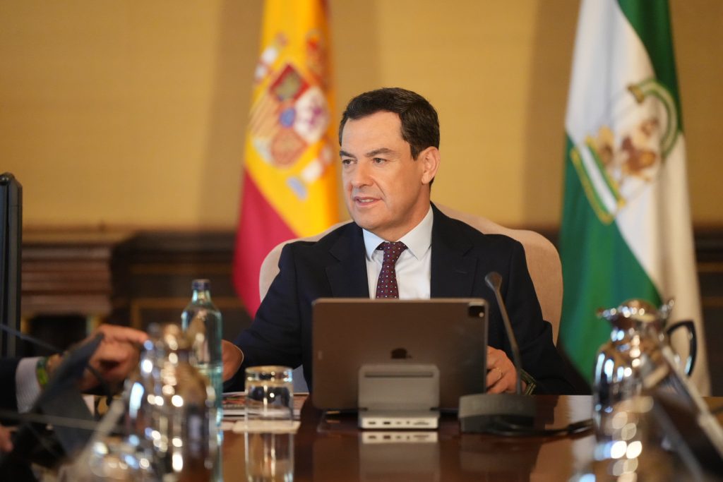 PP y Vox firman hoy en Sevilla el acuerdo de gobierno que hará a Gavira vicepresidente