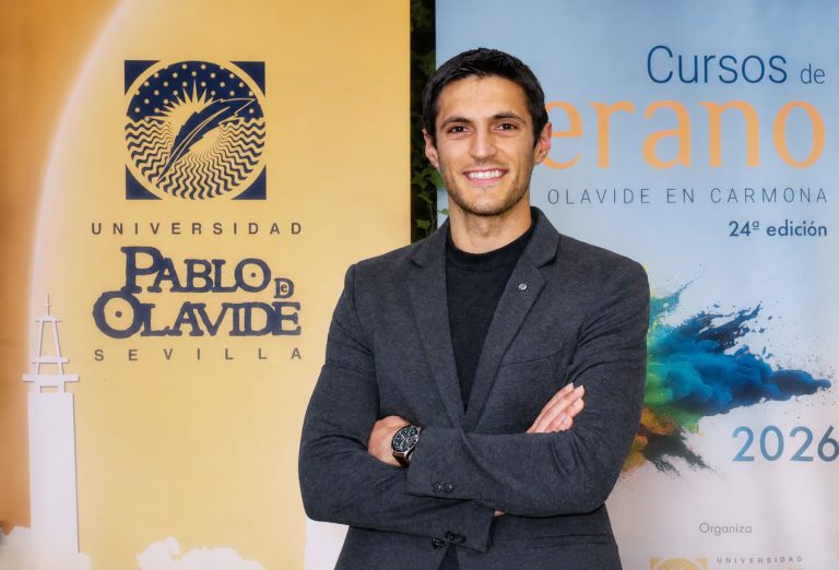 Adri&aacute;n Granados Navarro, profesor del Departamento de Filolog&iacute;a y Traducci&oacute;n de la Universidad Pablo de Olavide