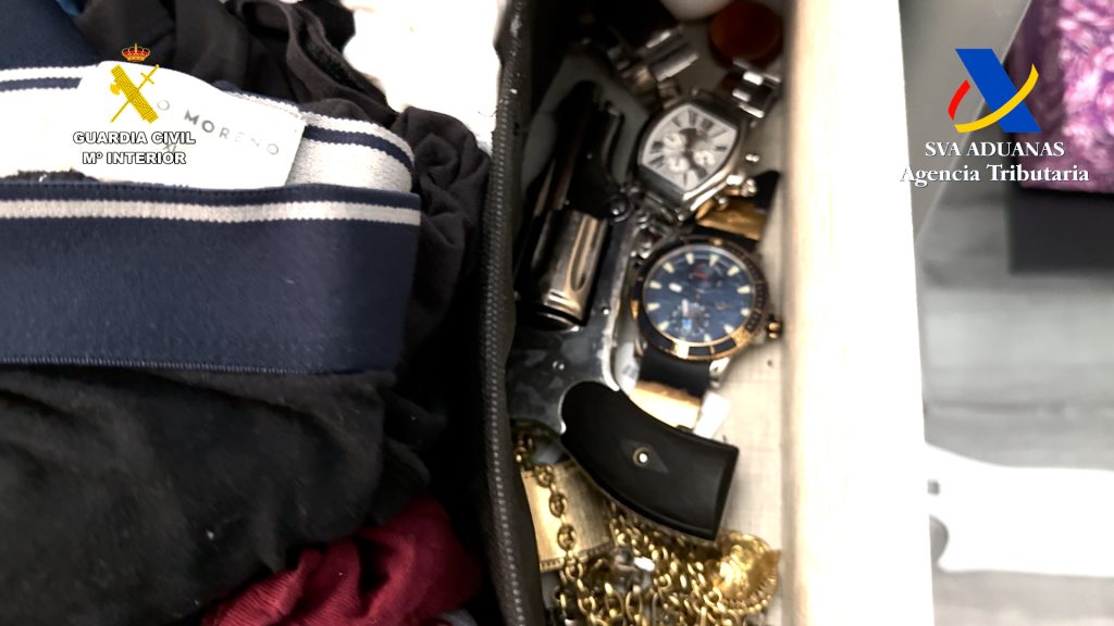 Desarticulada una peligrosa banda de 'vuelcos' de droga con 11 detenidos en Sevilla y Granada