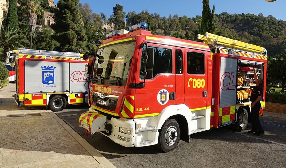 Un hombre de 63 años, afectado por humo en un incendio de vivienda en Rincón de la Victoria