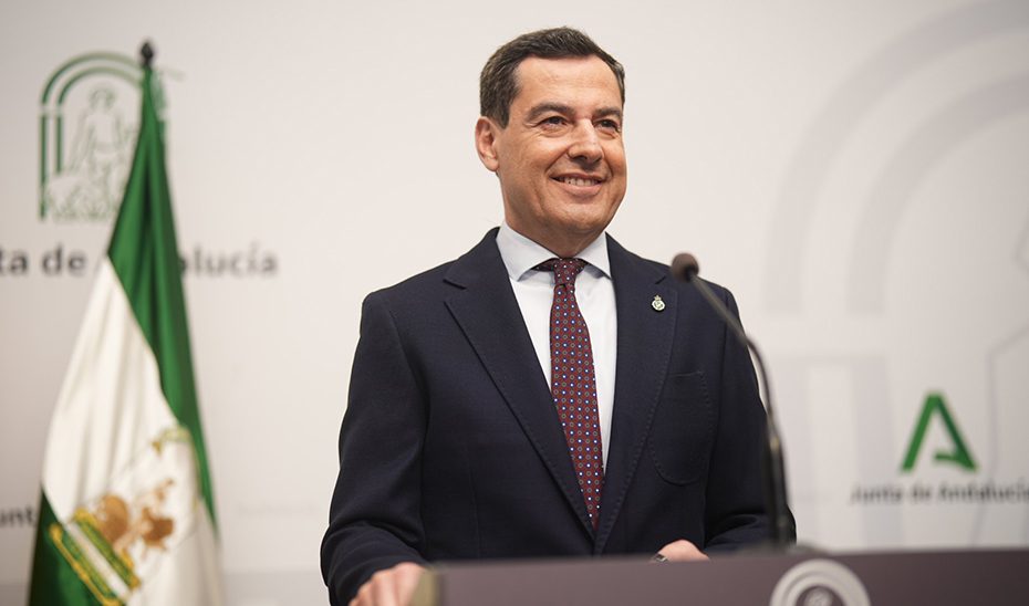 Moreno anuncia el nuevo Gobierno andaluz con 13 consejerías y con mayor número de consejeras