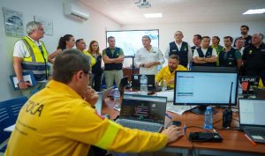 El Infoca inicia el ataque directo al incendio de Los Gallardos (Almería) tras quemar 6.600 hectáreas
