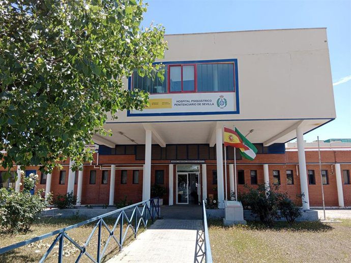 Un preso presuntamente asesina a dos compañeros en el Psiquiátrico Penitenciario de Sevilla