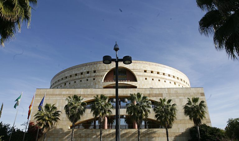 Lo que María Jesús Montero no contó en campaña: cada andaluz recibirá 389 euros anuales en el nuevo modelo de Sánchez