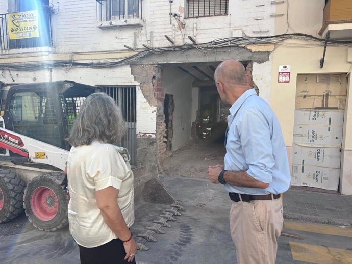El PSOE exige prohibir apartamentos turísticos en edificios residenciales de Sevilla