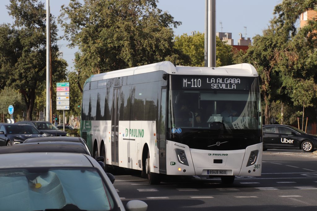 Cinco líneas de autobús modifican su recorrido en Castilleja de la Cuesta el sábado por un corte de tráfico