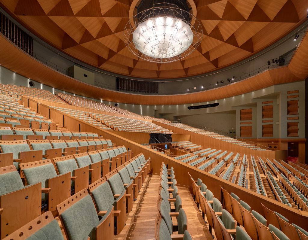 El Teatro de la Maestranza asegura su programación con la renovación del patrocinio de Fundación Unicaja