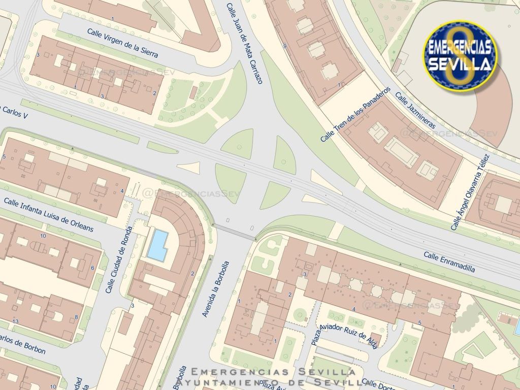 Fallece un motorista tras perder el control de su vehículo en la avenida Carlos V de Sevilla
