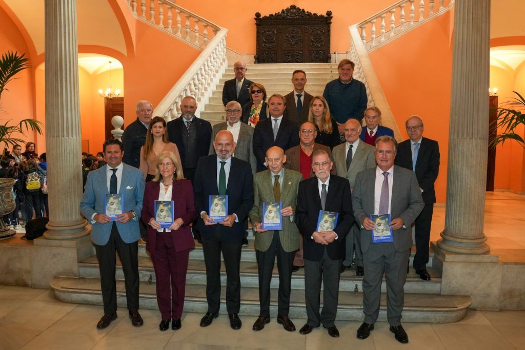 Sevilla edita el libro de los carteles de la Cabalgata de Reyes