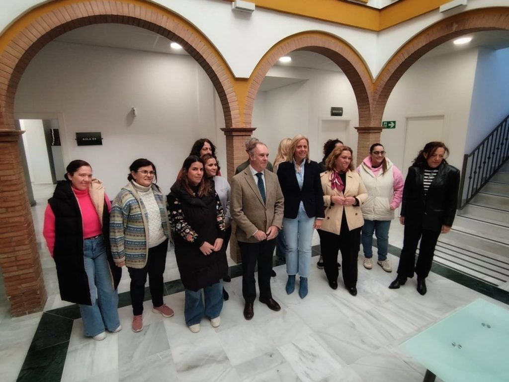 Bormujos forma a 120 mujeres rurales en competencias digitales