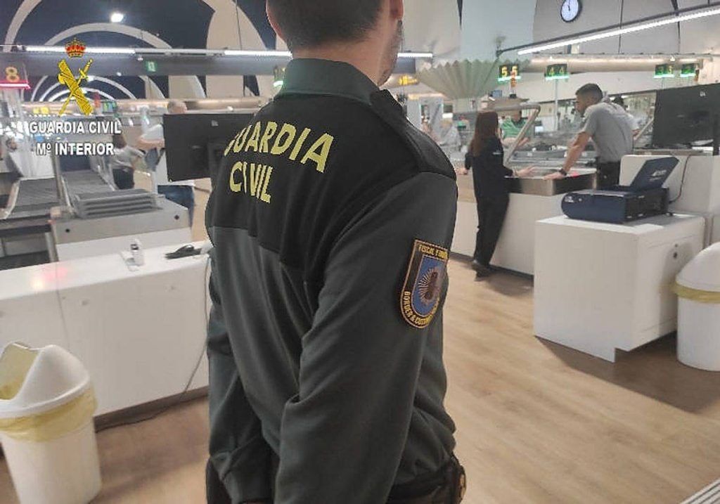 Desarticulada en Umbrete una red que enviaba droga a Ibiza