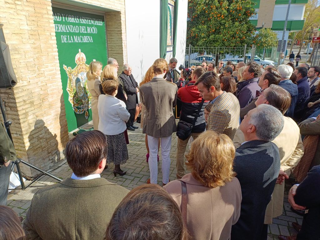 La Hermandad del Rocío de la Macarena inaugura su local en la Torre de los Perdigones