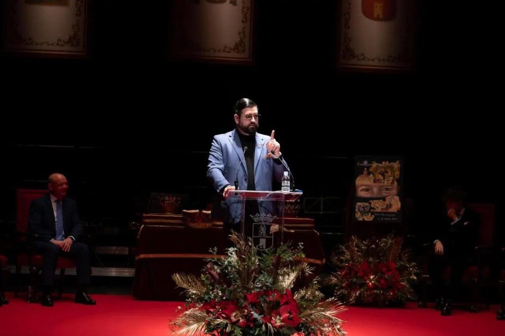 Manu Sánchez recibe la Medalla de Oro de Dos Hermanas e Hijo Predilecto