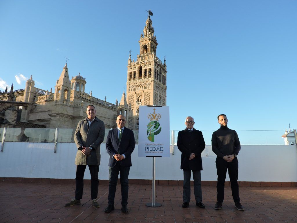 La Vera Cruz de Sanlúcar presenta el logotipo oficial de la Coronación de la Piedad