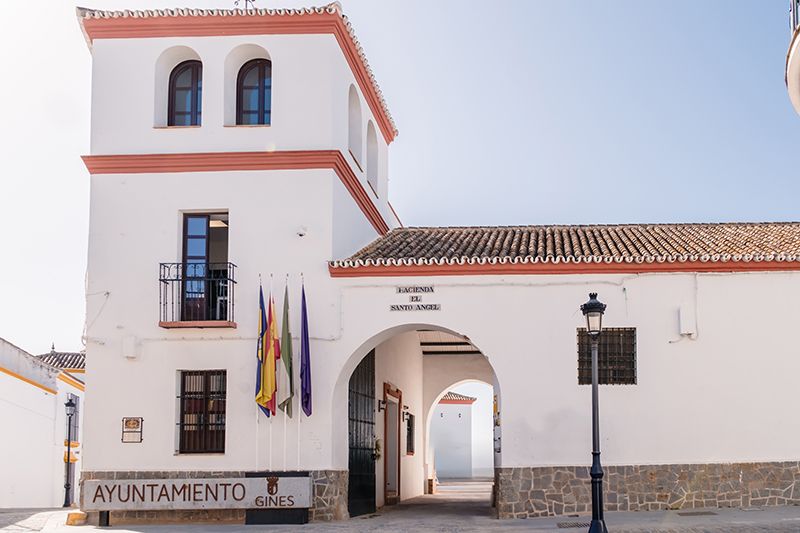 El Ayuntamiento de Gines convoca una bolsa de empleo para técnicos de grado medio