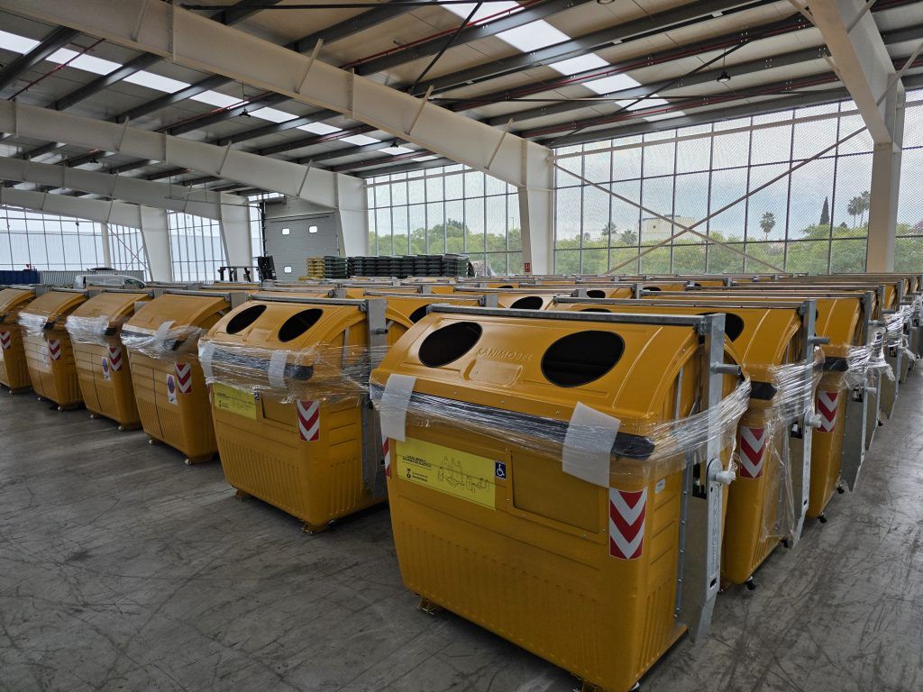 Dos Hermanas incorpora contenedores adaptados para mejorar el reciclaje