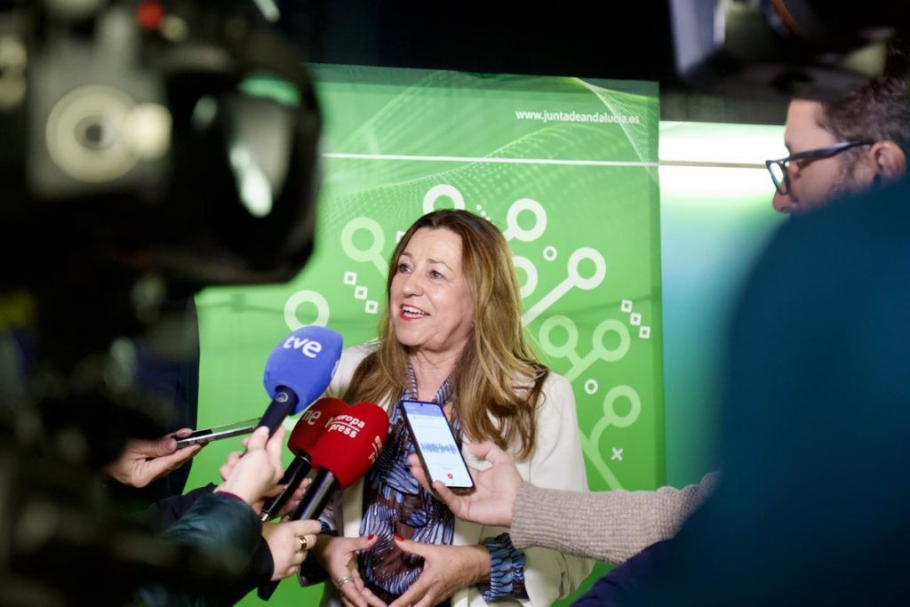 La Junta garantiza apoyo a la familia de Sandra Peña para evitar más casos de acoso
