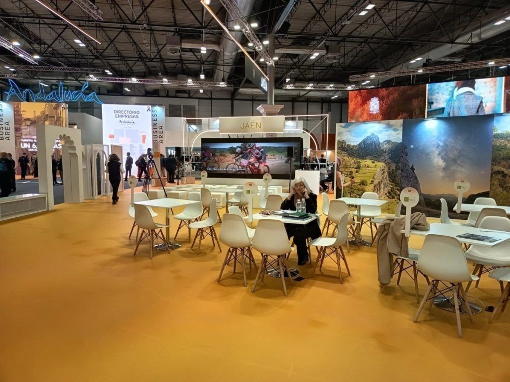 La provincia de Sevilla mantiene su presencia en Fitur pese al luto nacional