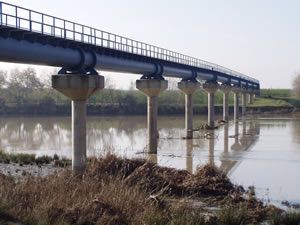 Aguas del Huesna licita obras de 21 M€ para renovar la red de suministro en el norte de Sevilla